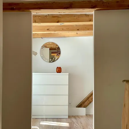93 M2 Kino Na Dachu Rynek * فروتسواف