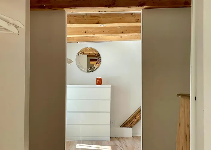 93 M2 Kino Na Dachu Rynek * Wroclaw