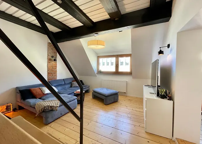 Daire 93 M2 Kino Na Dachu Rynek *