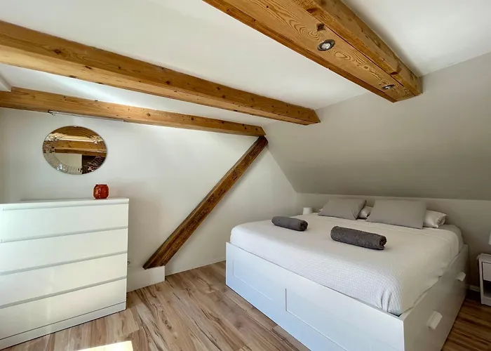 93 M2 Kino Na Dachu Rynek *